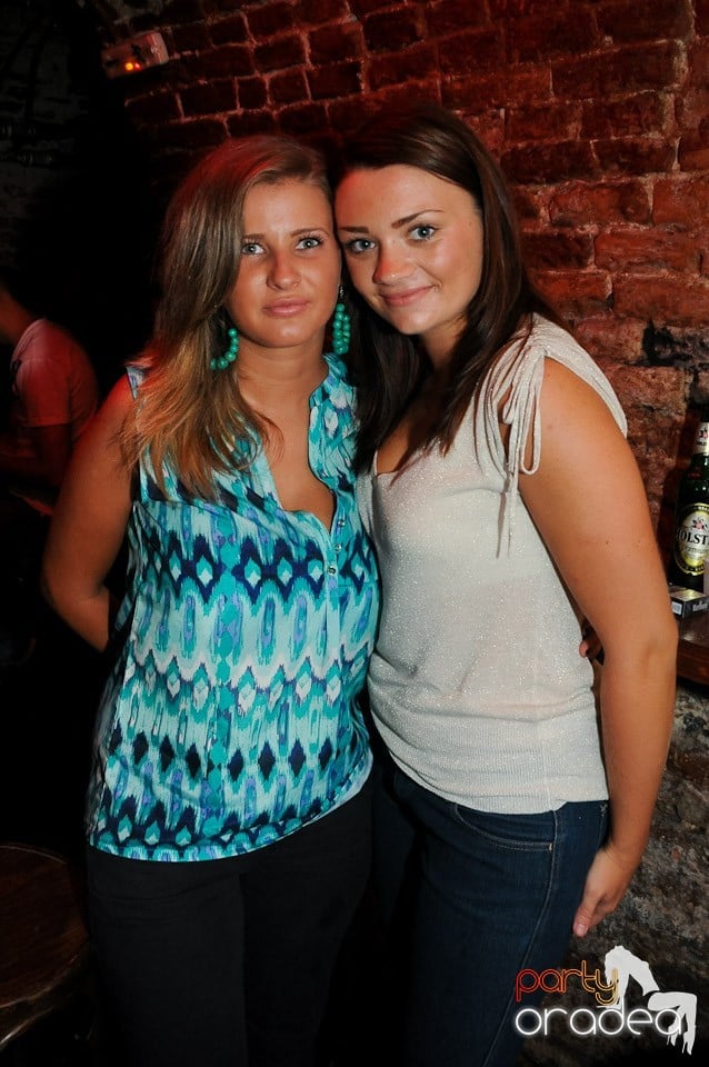 Love the Summer: Hot Promo Night, 