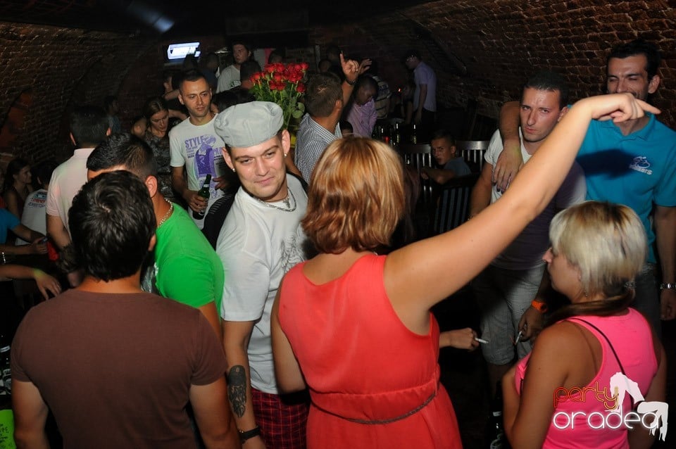 Love the Summer: Hot Promo Night, 