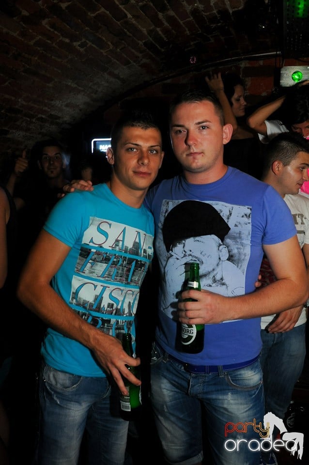 Love the Summer: Hot Promo Night, 