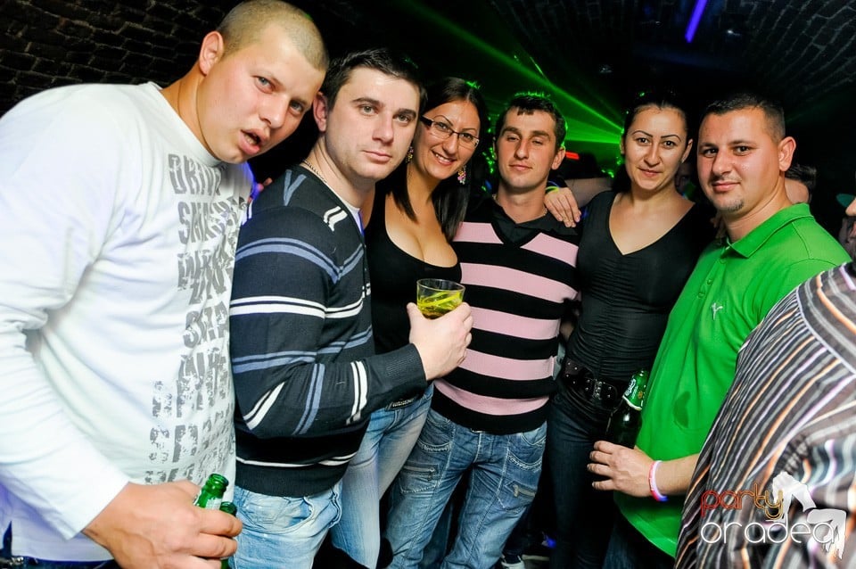 Made in Romania Party în Escape, 