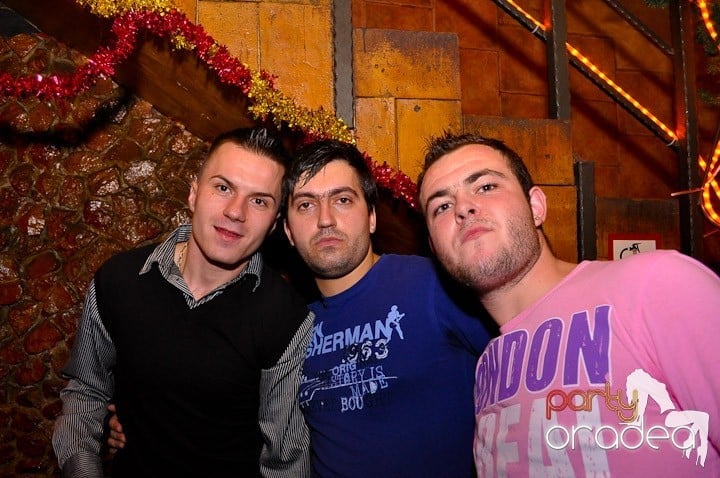 Magic Night in Town, 