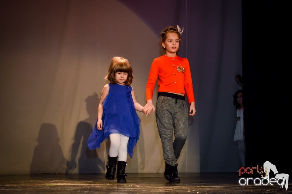Mai buni, mai frumoşi de sărbători, Teatrul Arcadia