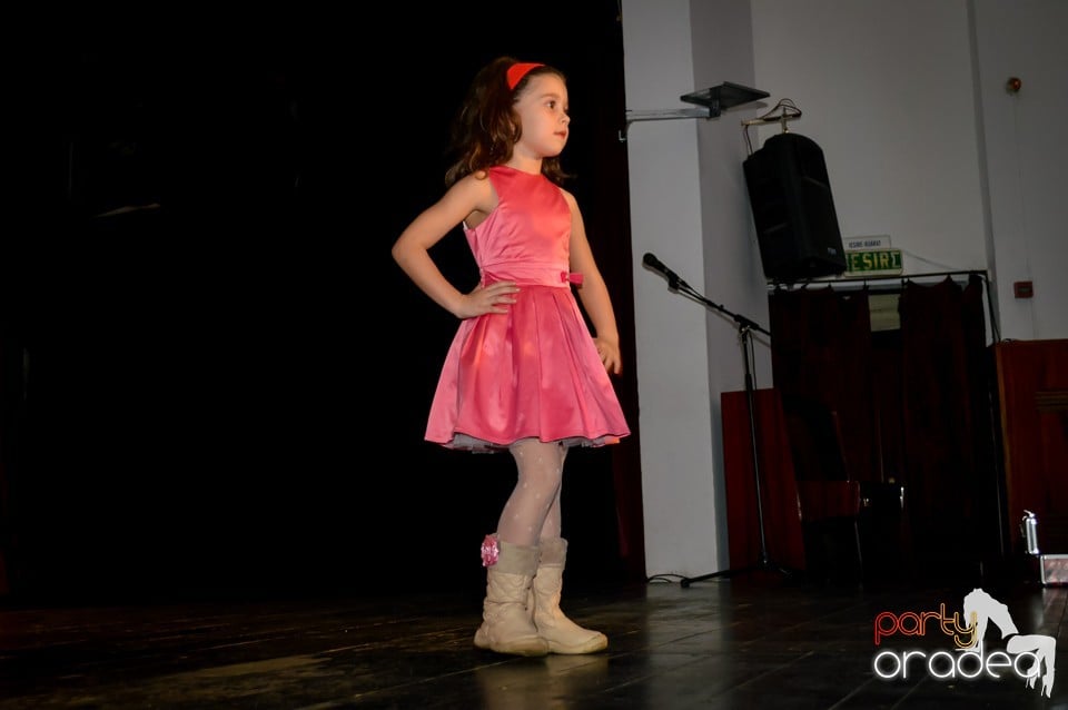 Mai buni, mai frumoşi de sărbători, Teatrul Arcadia