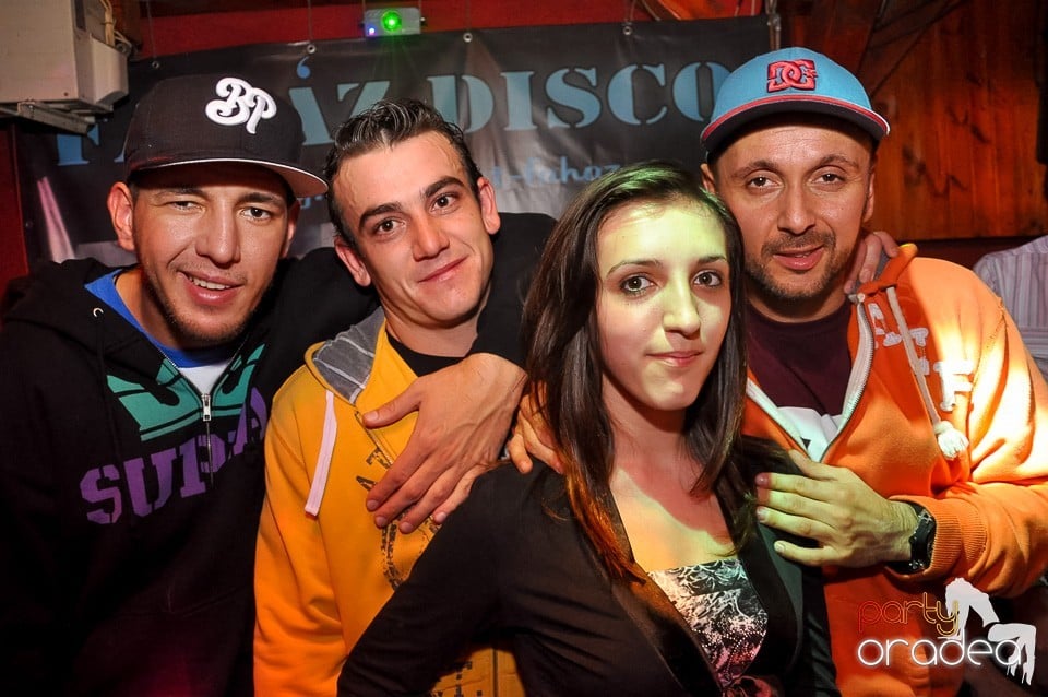 Majka & Curtis în Disco Faház, 