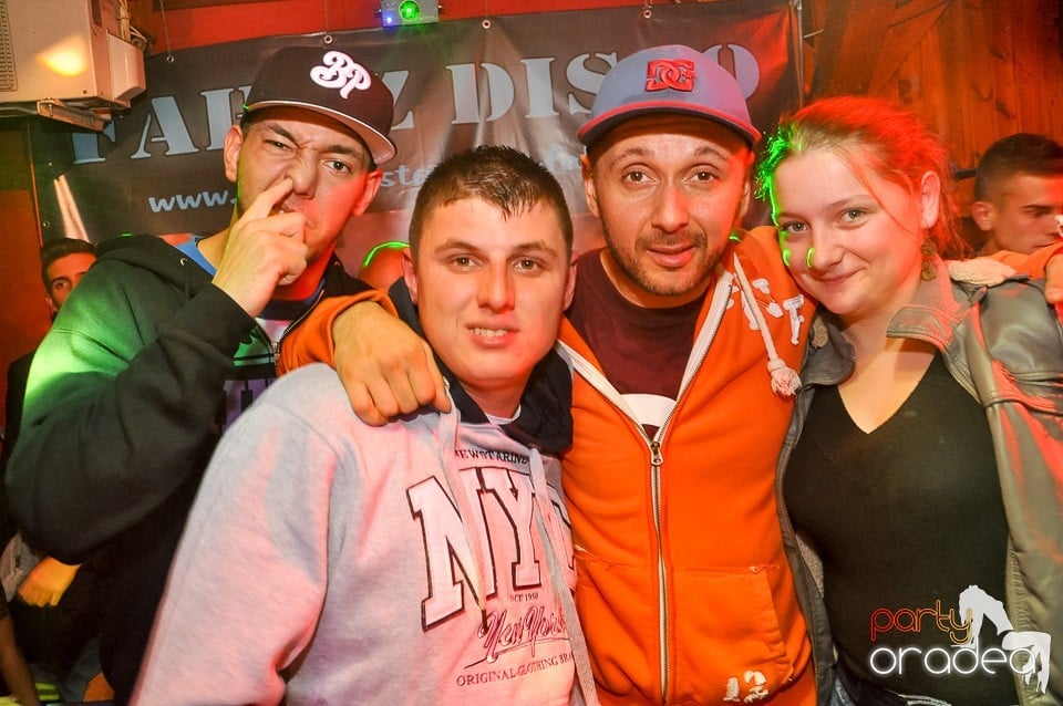 Majka & Curtis în Disco Faház, 