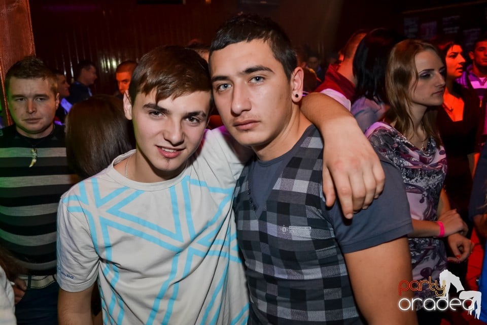Majka & Curtis, 