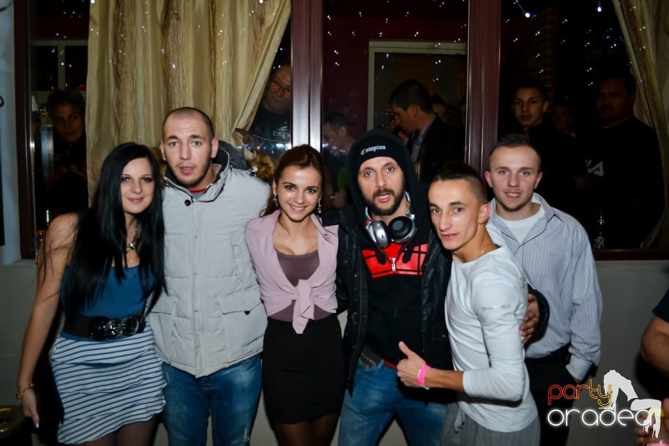 Majka & Curtis, 