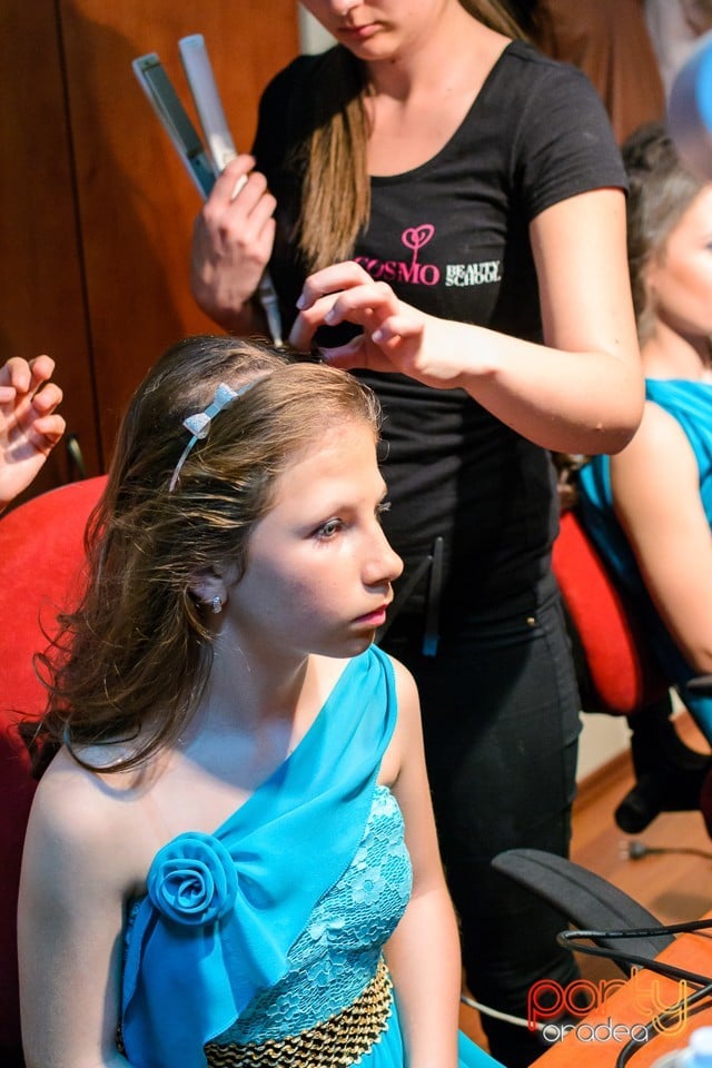 Make-up - Cosmo Beauty School, Cosmo Beauty School