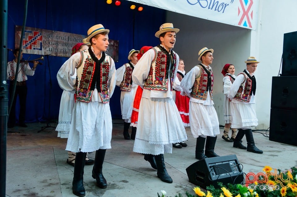 Mândru-i cântecu-n Bihor, Oradea