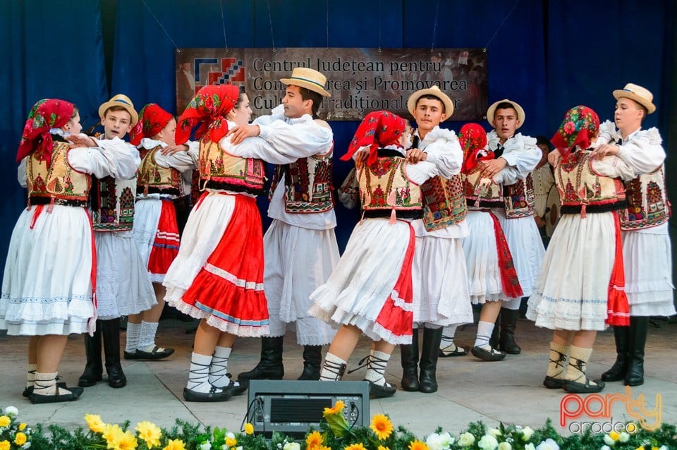 Mândru-i cântecu-n Bihor, Oradea