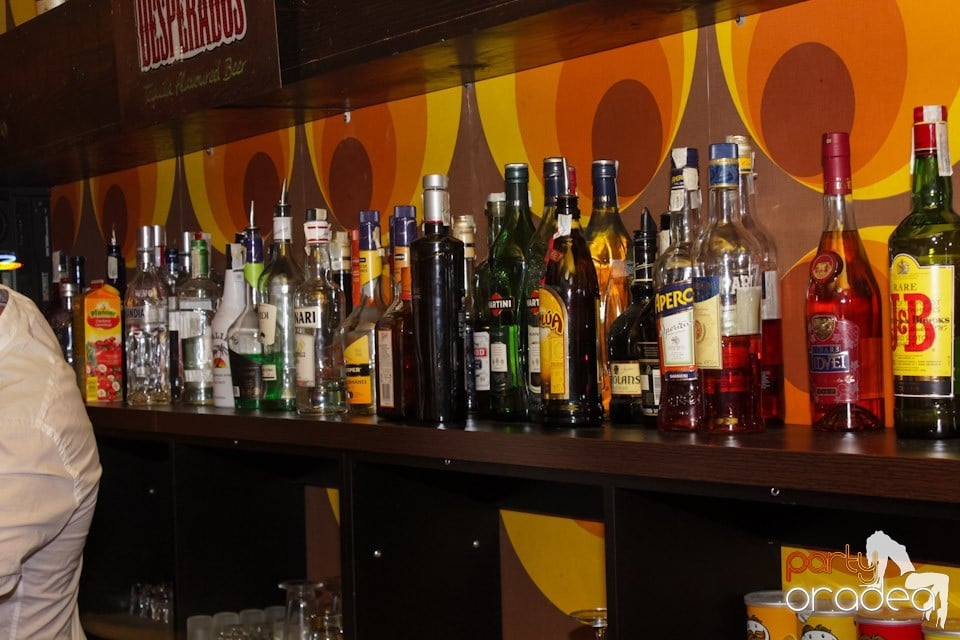 Mare petrecere în Club Juice, Juice