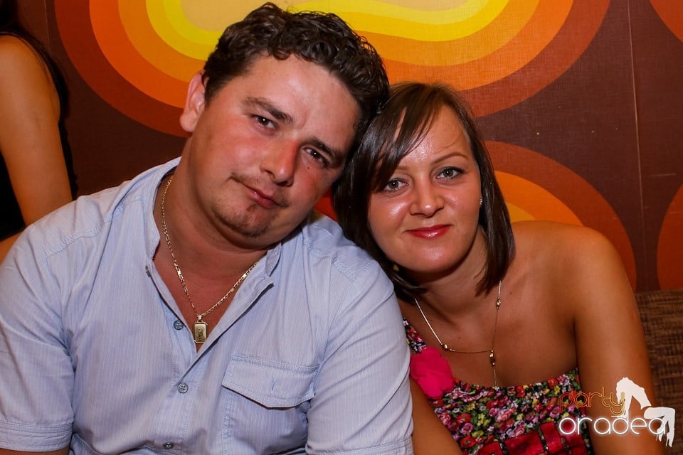 Mare petrecere în Club Juice, Juice