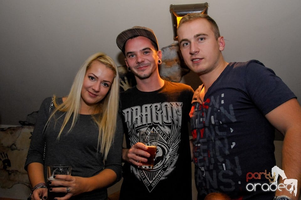 Marea Petrecere de Deschidere, Zulu Caffe