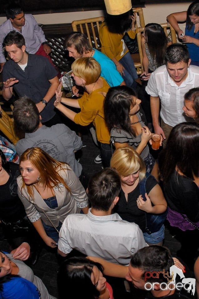 Marea Petrecere de Deschidere, Zulu Caffe