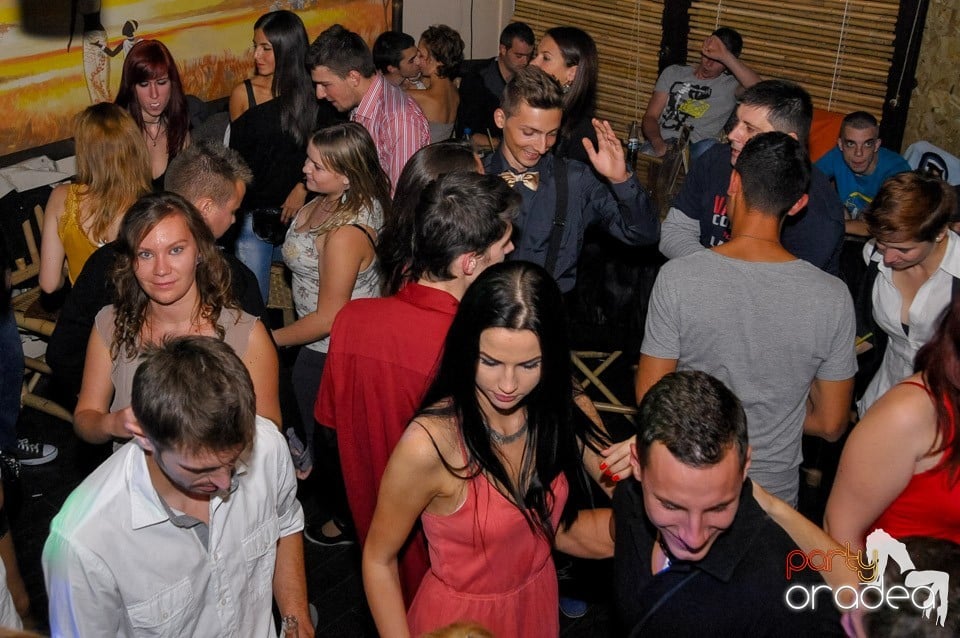 Marea Petrecere de Deschidere, Zulu Caffe