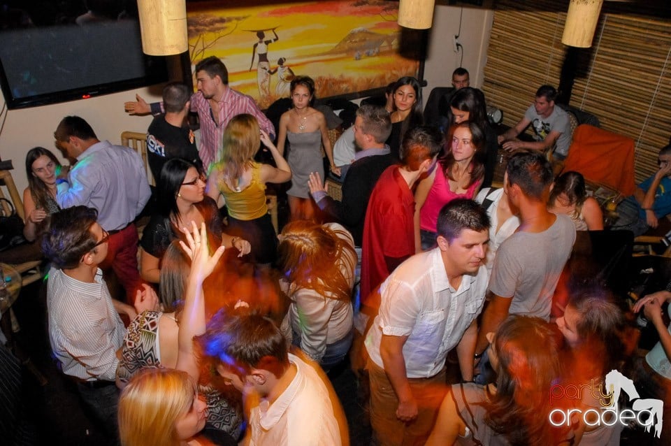 Marea Petrecere de Deschidere, Zulu Caffe