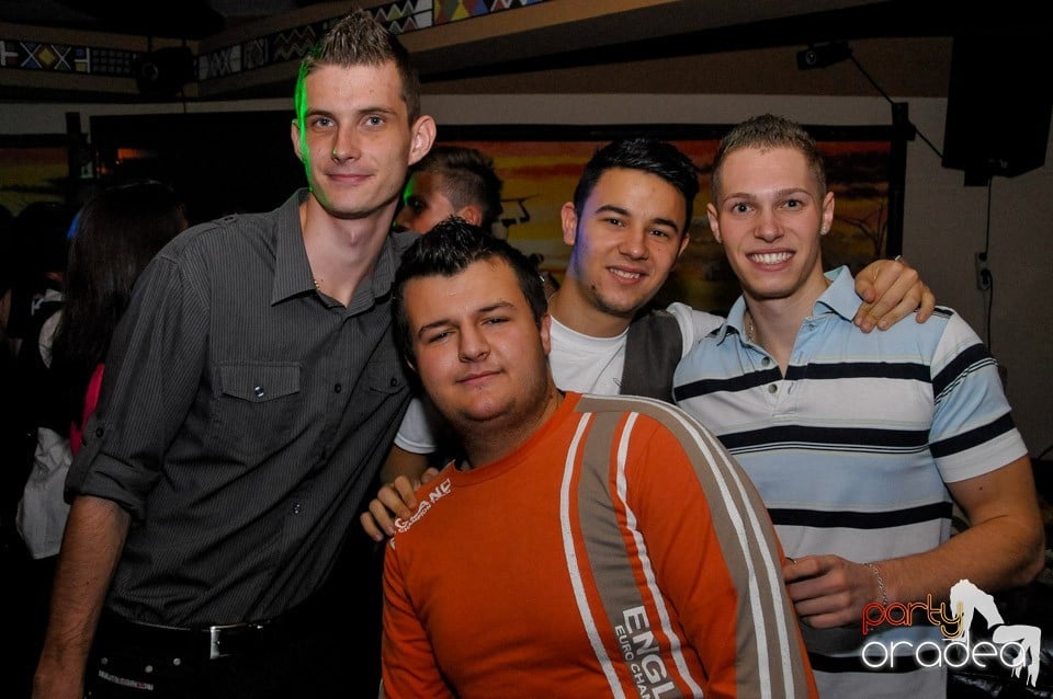 Marea Petrecere de Deschidere, Zulu Caffe