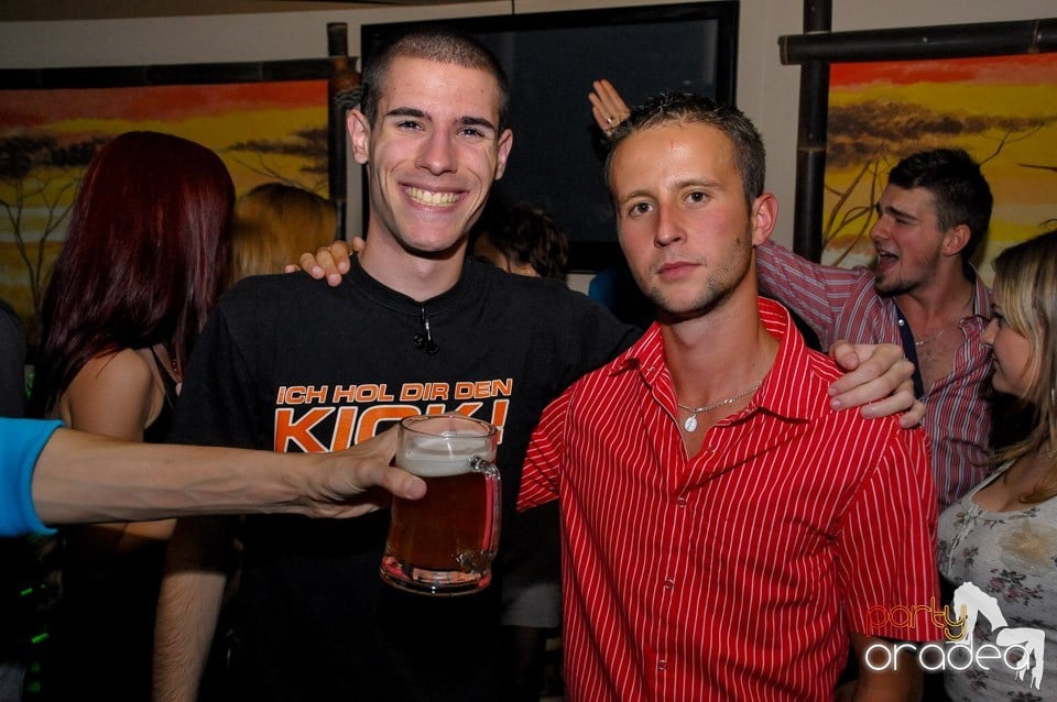 Marea Petrecere de Deschidere, Zulu Caffe