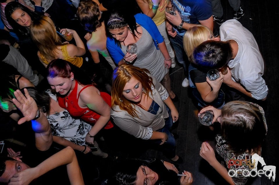 Marea Petrecere de Deschidere, Zulu Caffe