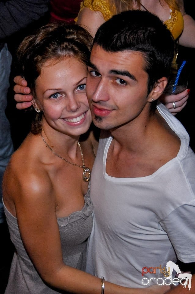 Marea Petrecere de Deschidere, Zulu Caffe