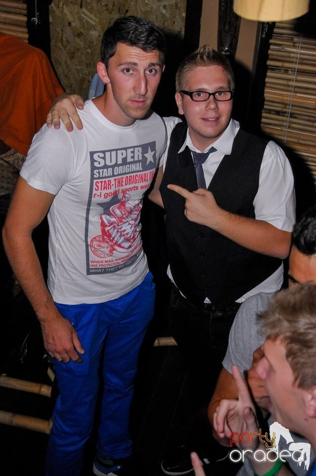 Marea Petrecere de Deschidere, Zulu Caffe