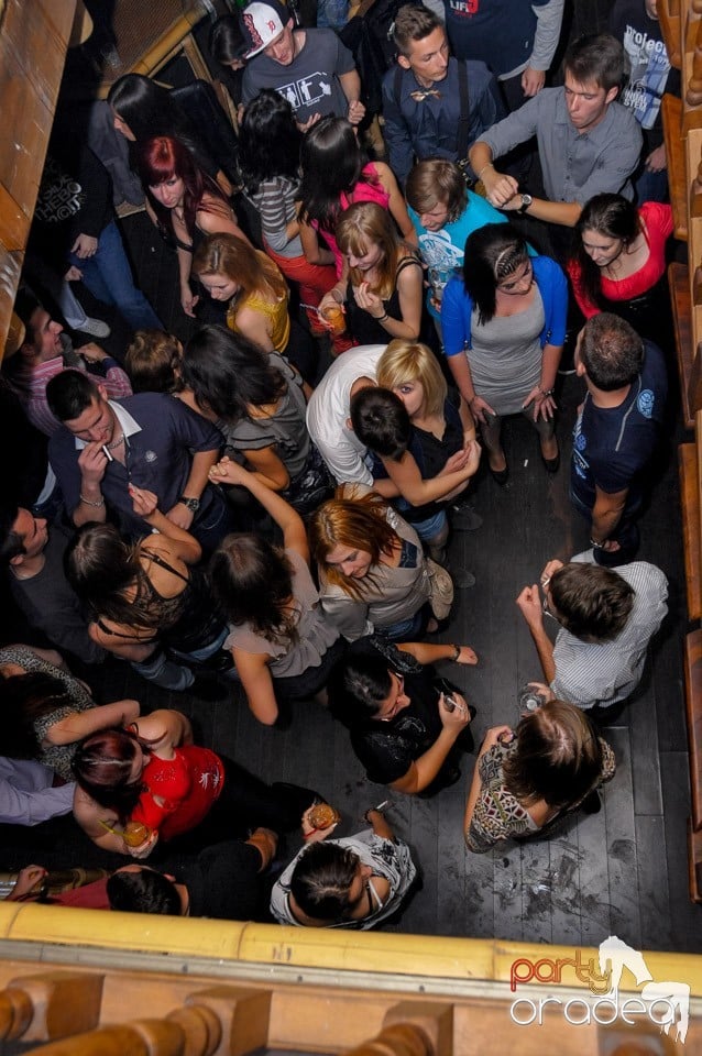 Marea Petrecere de Deschidere, Zulu Caffe