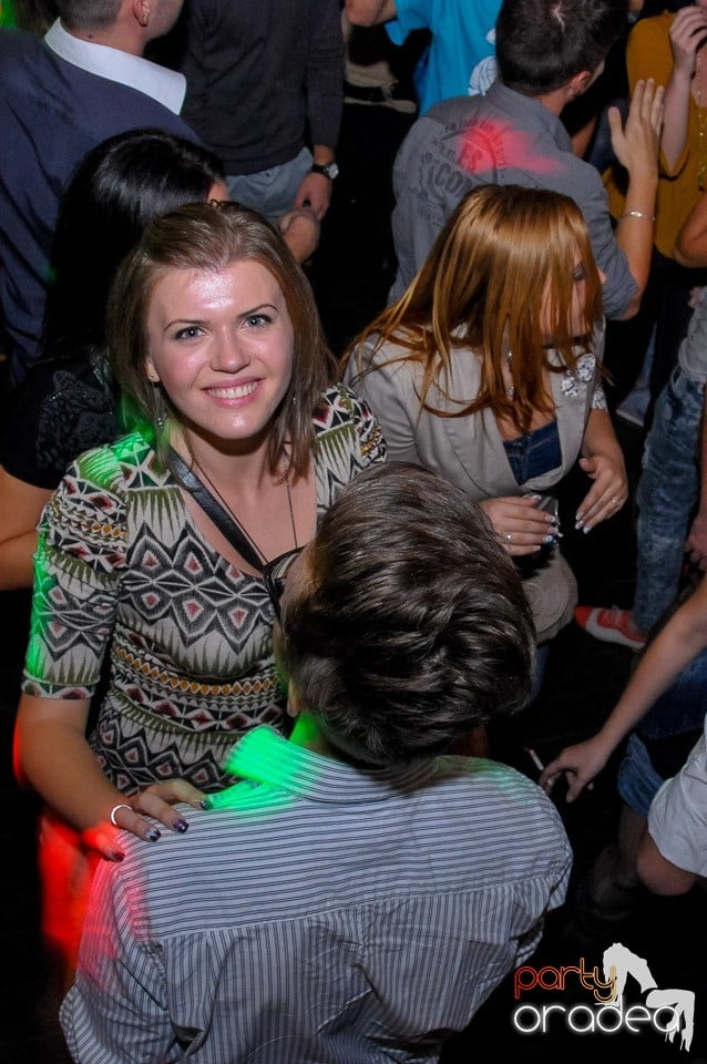 Marea Petrecere de Deschidere, Zulu Caffe