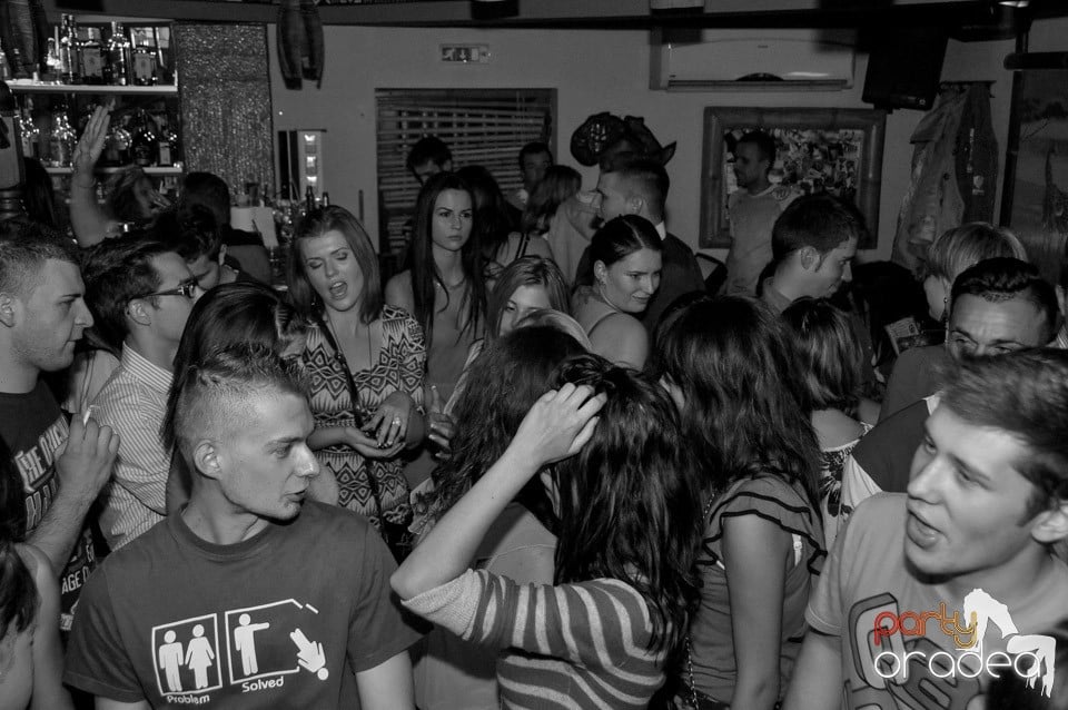 Marea Petrecere de Deschidere, Zulu Caffe