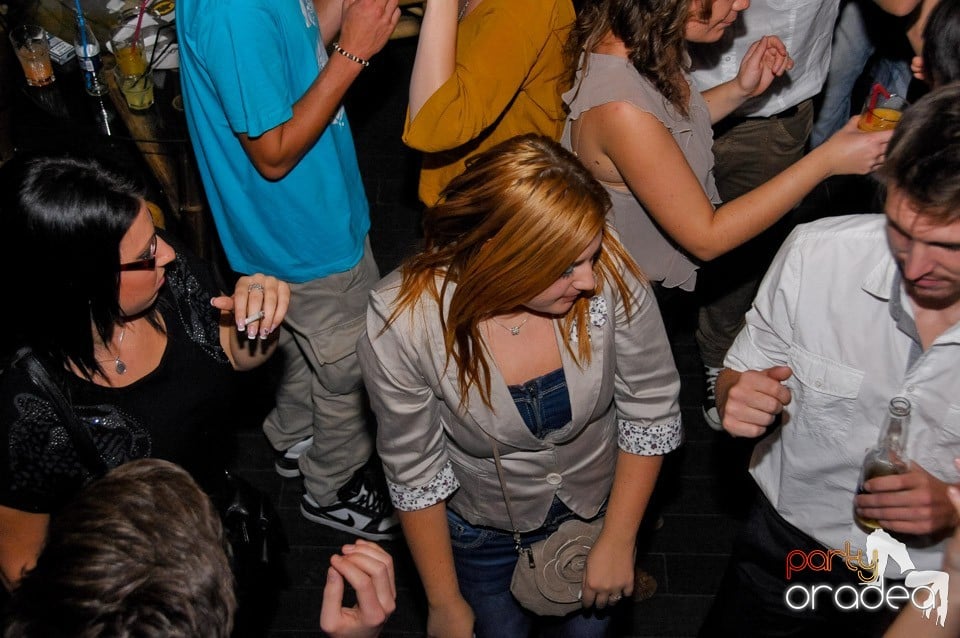 Marea Petrecere de Deschidere, Zulu Caffe