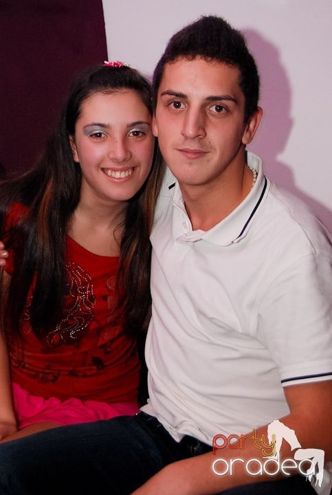 Massive House Attack în Club Atti's, 