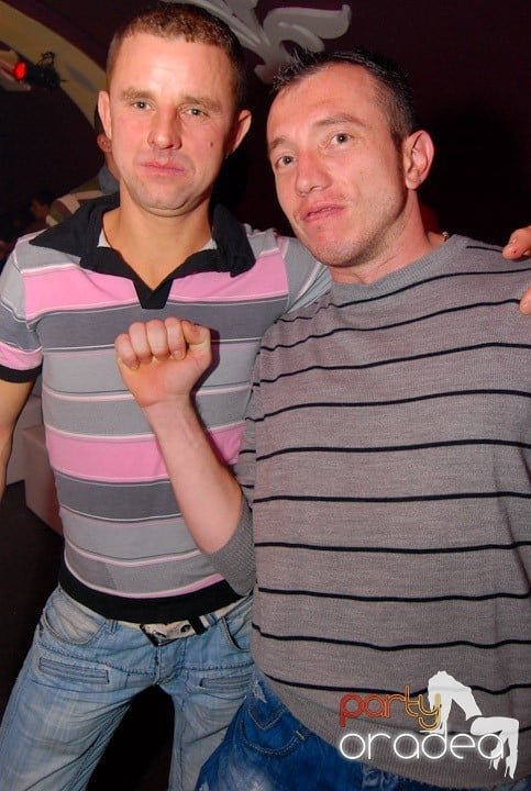 Massive House Attack în Club Atti's, 