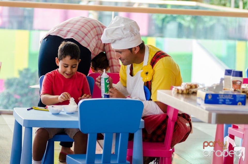 Master Kids Show, Lotus Center