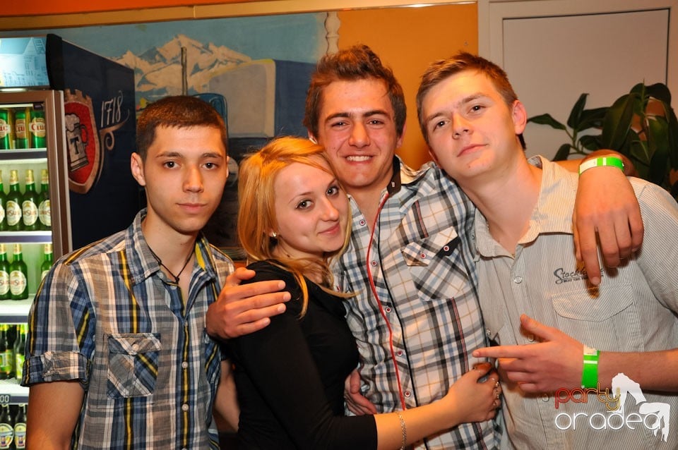 Megapetrecere cu DJ Bíró în Disco Faház, 