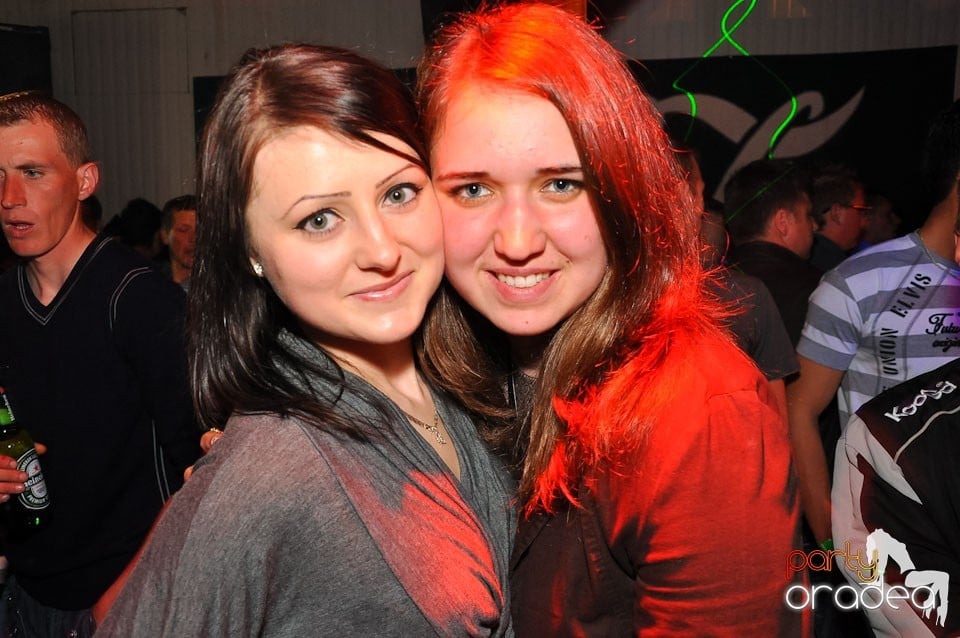 Megapetrecere cu DJ Bíró în Disco Faház, 