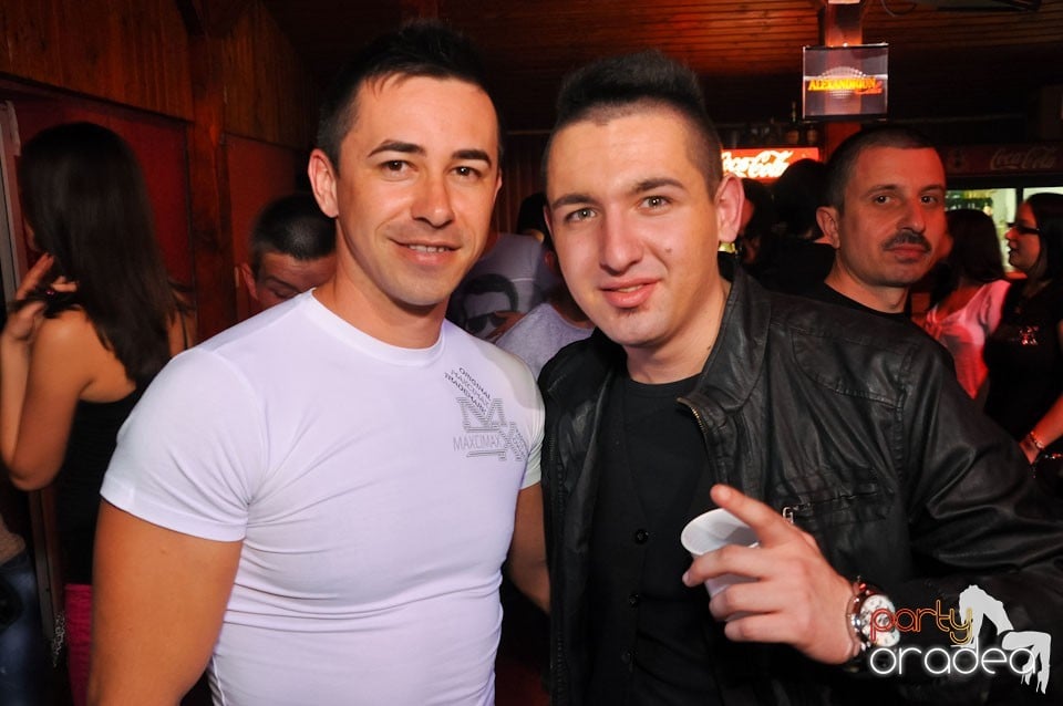 Megapetrecere cu DJ Bíró în Disco Faház, 