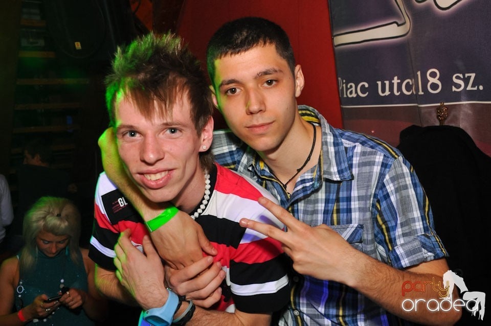 Megapetrecere cu DJ Bíró în Disco Faház, 