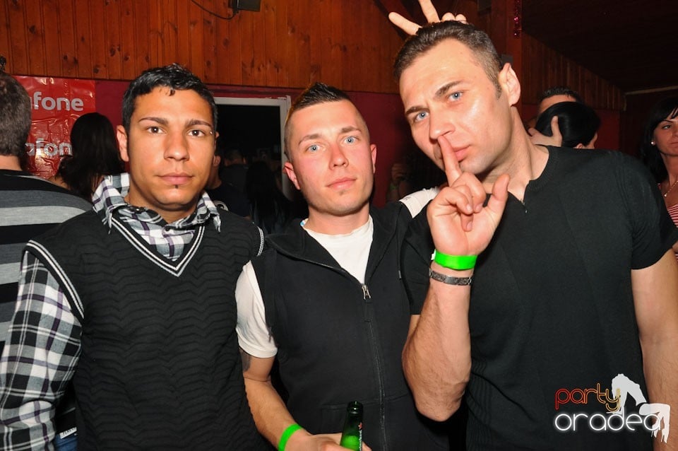 Megapetrecere cu DJ Bíró în Disco Faház, 