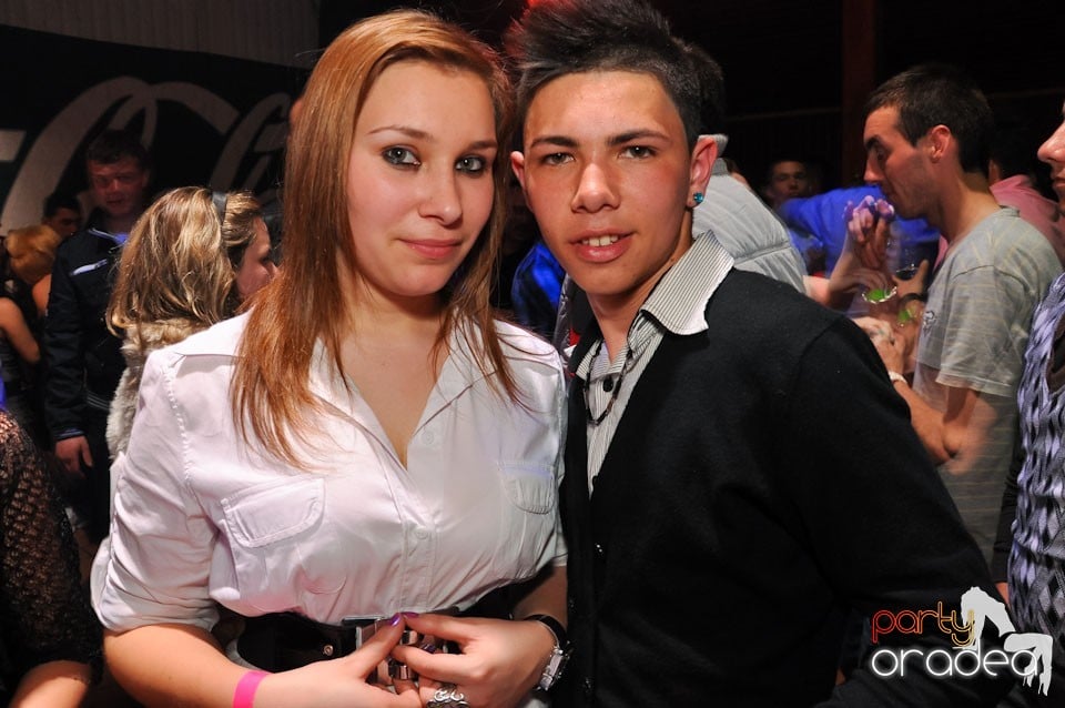 Megapetrecere cu DJ Bíró în Disco Faház, 