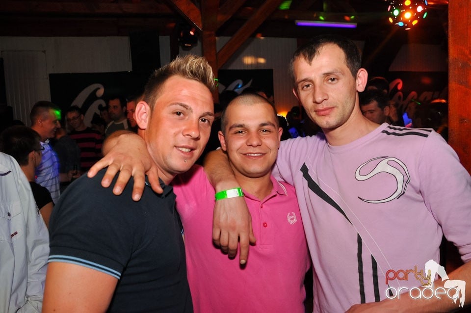 Megapetrecere cu DJ Bíró în Disco Faház, 
