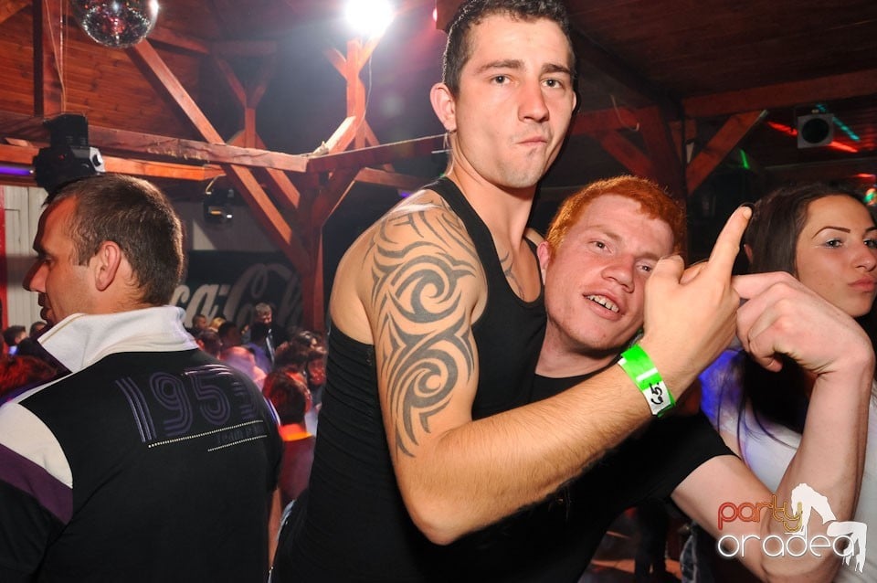 Megapetrecere cu DJ Bíró în Disco Faház, 