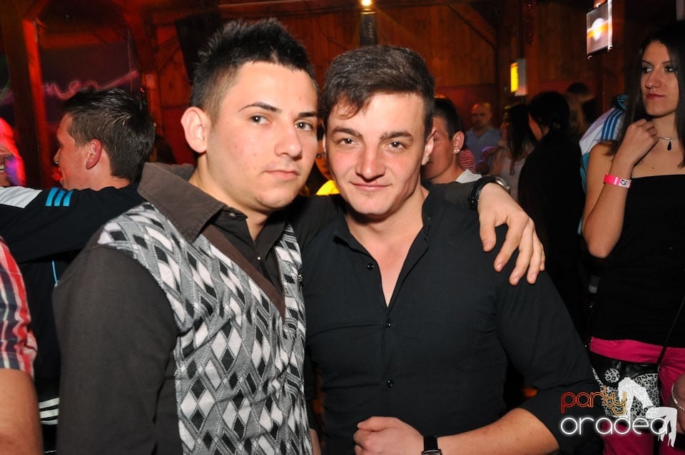 Megapetrecere cu DJ Bíró în Disco Faház, 