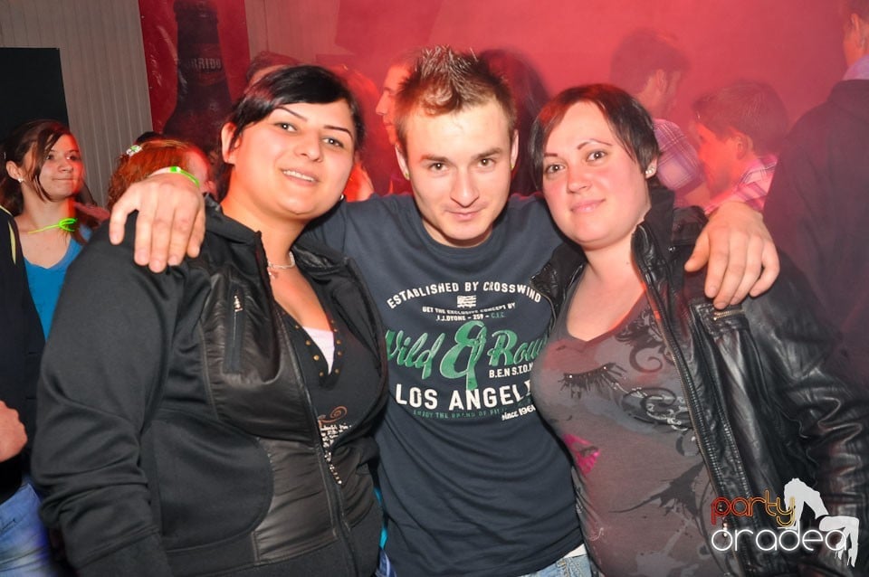 Megapetrecere cu DJ Bíró în Disco Faház, 