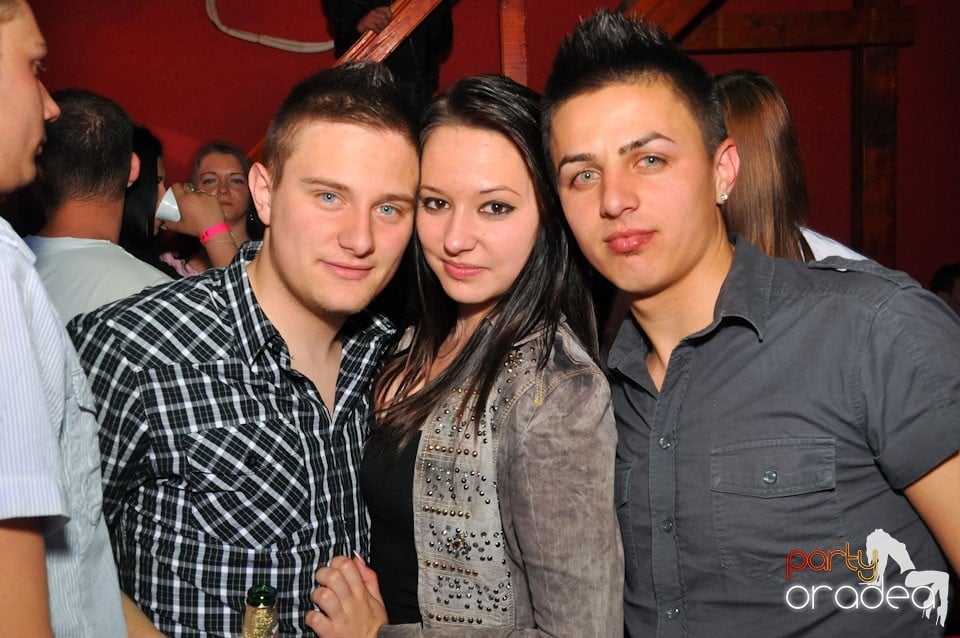 Megapetrecere cu DJ Bíró în Disco Faház, 