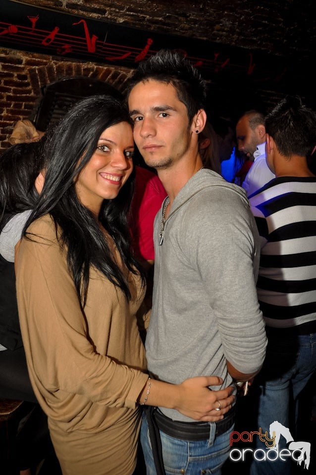 Miercuri e party în Escape Club!, 