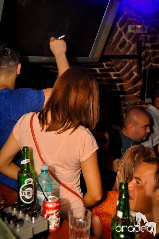 Miercuri e party în Escape Club!, 