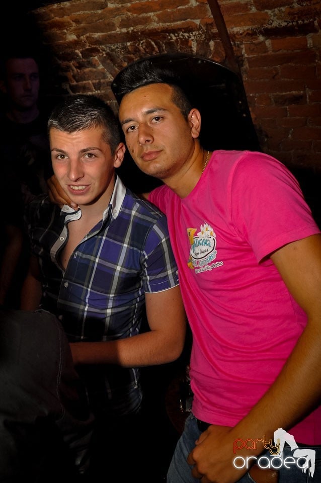 Miercuri e party în Escape Club!, 