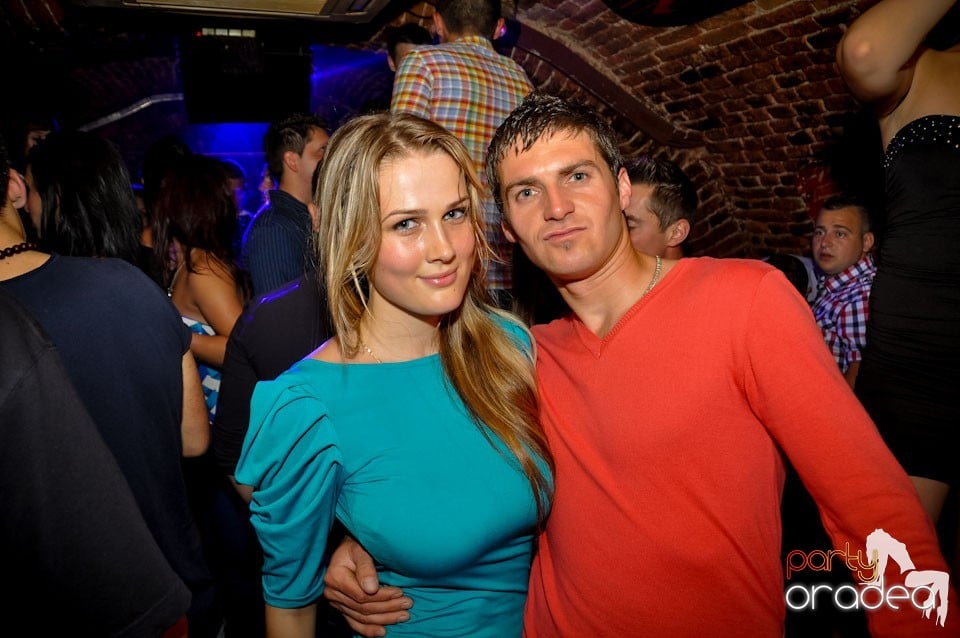 Miercuri e party în Escape Club!, 