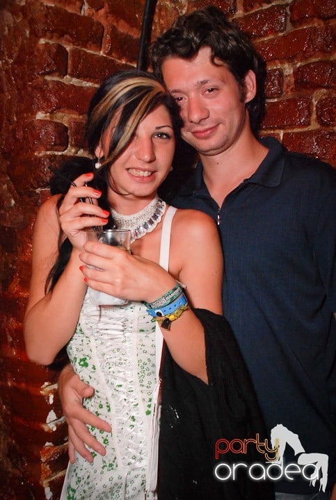 Miercuri e Party în Escape, 