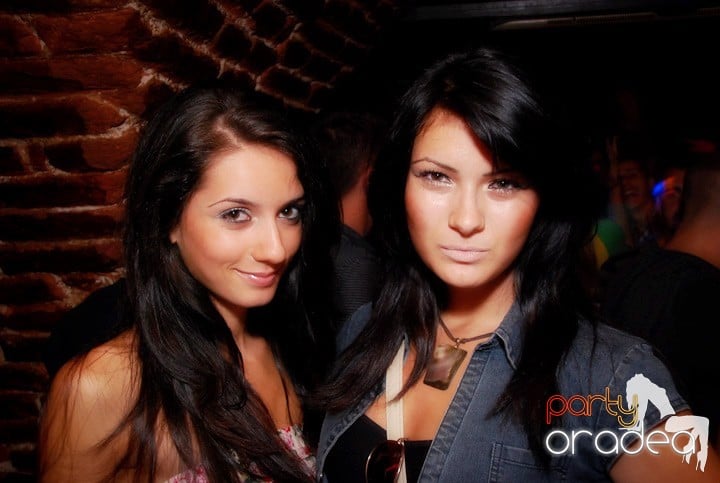 Miercuri e Party în Escape, 