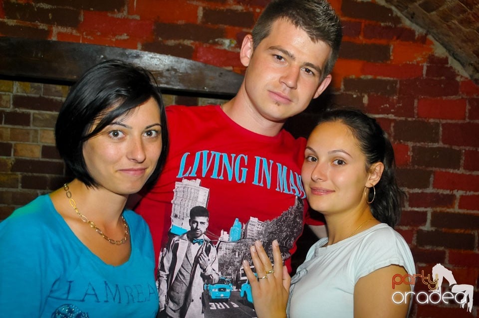 Miercuri e Party în Escape!, 